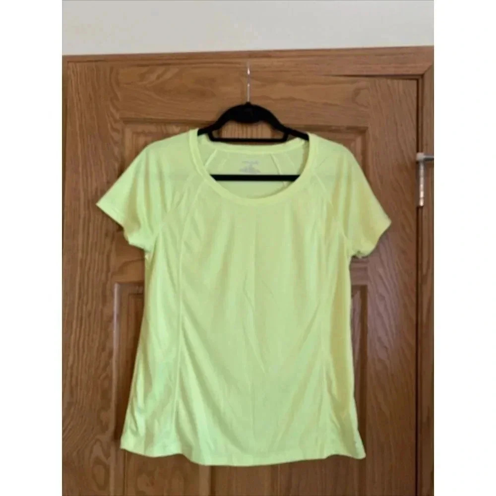 Exertek Women's Athletic Gym T-Shirt Top Short Sleeve Medium Yellow Fluorescent